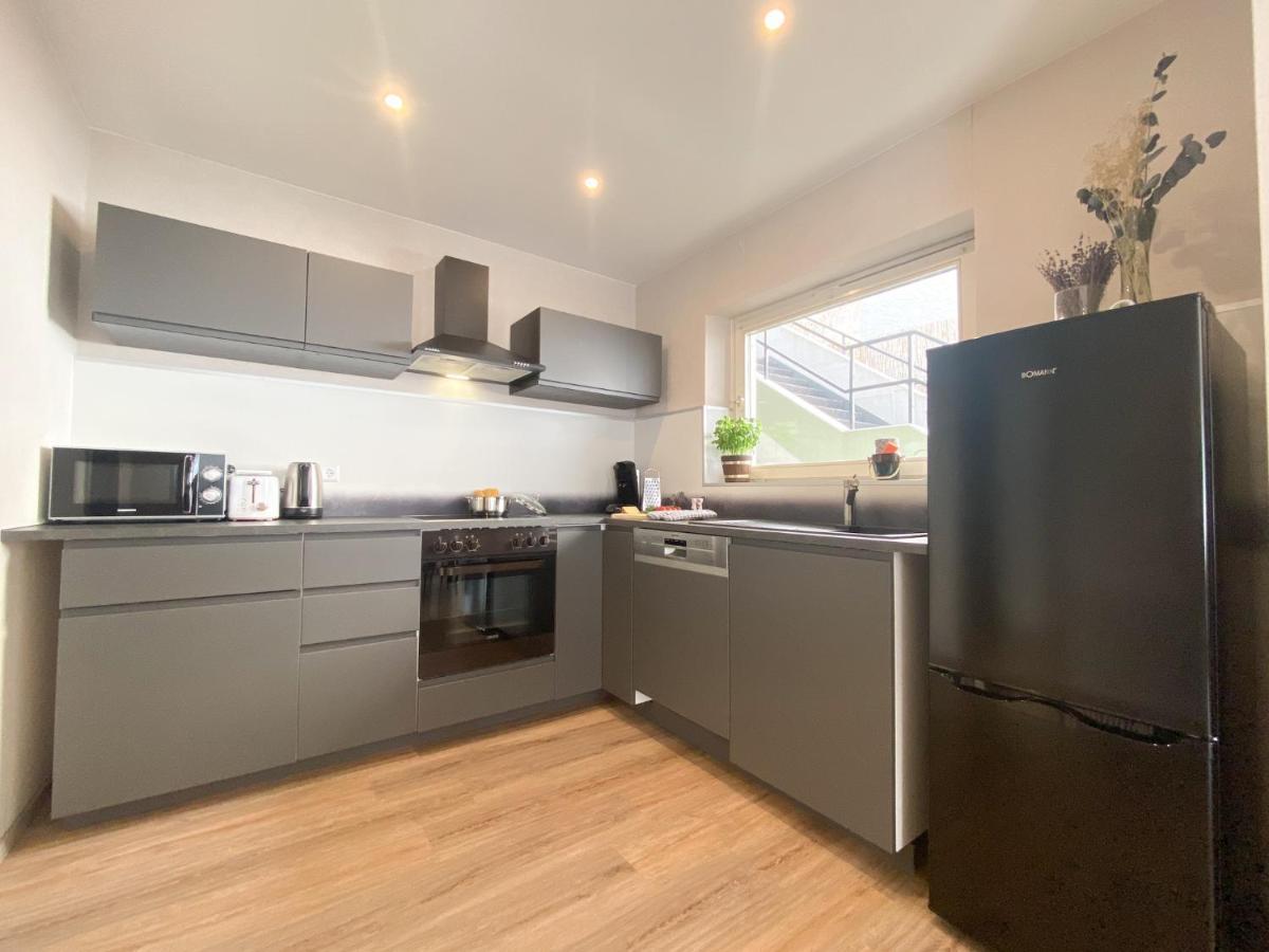 Modernes Apartment In Zentrumsnaehe Mit Eigenem Stellplatz Baden-Baden Eksteriør billede